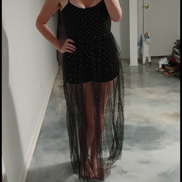 Black polka dot romper - Picture 1 of 7